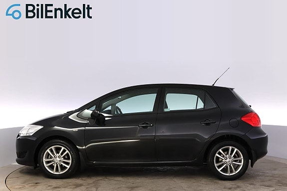 Toyota Auris 5 of 23