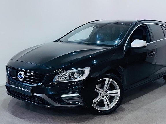 Volvo V60 2 of 24