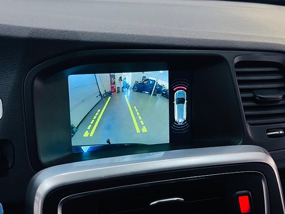 Volvo V60 19 of 24