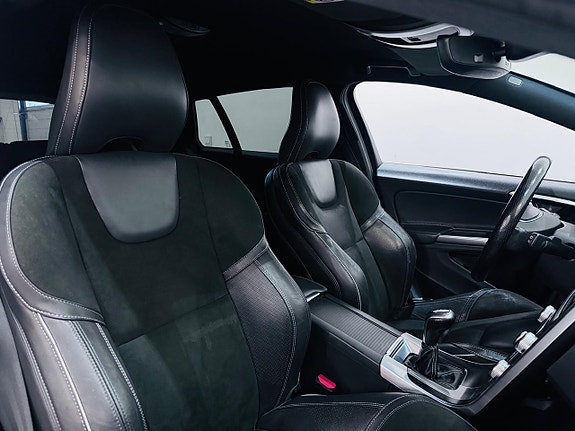 Volvo V60 7 of 24