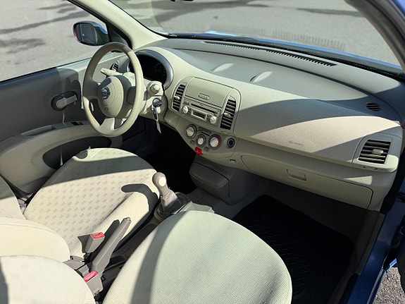 Nissan Micra 20 of 24