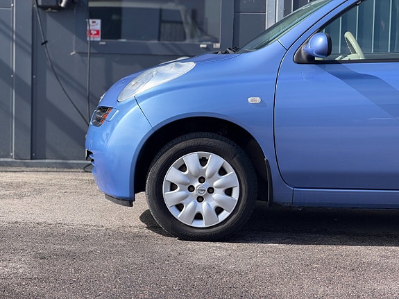 Nissan Micra 4 of 24