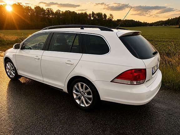 Volkswagen Golf V 4 of 5