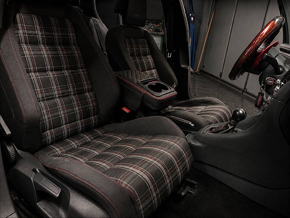 Volkswagen Golf I 7 of 11