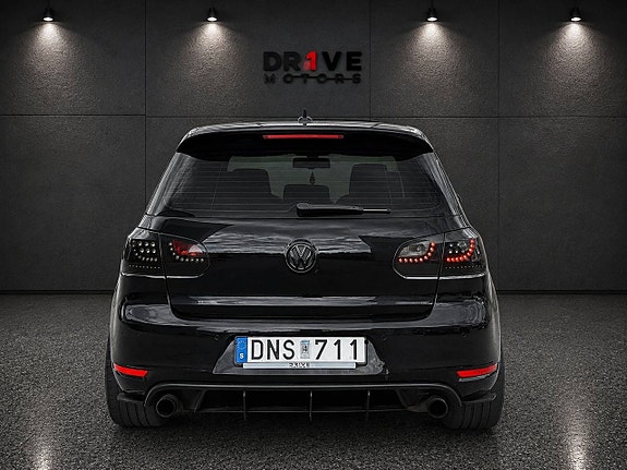 Volkswagen Golf I 6 of 11