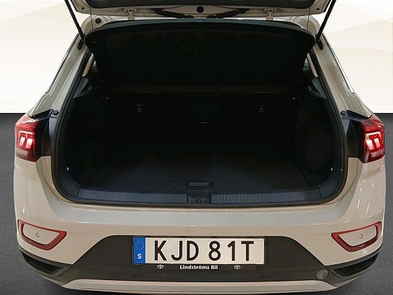 Volkswagen T-Roc 12 of 20