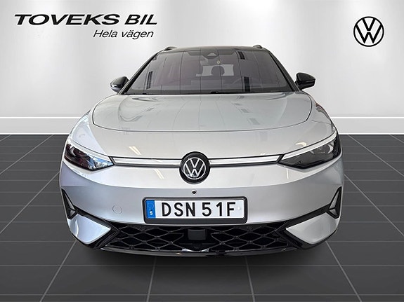 Volkswagen ID.7 7 of 15