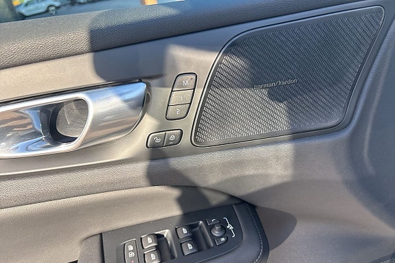 Volvo V60 16 of 16