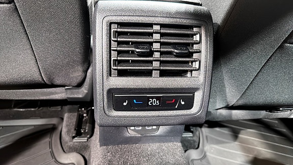 Volkswagen Golf I 21 of 21