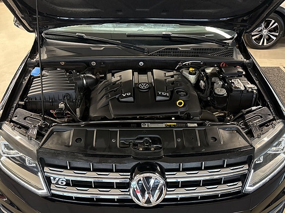 Volkswagen Amarok 26 of 27