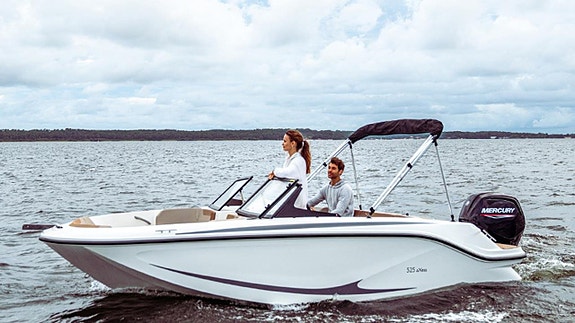 Quicksilver Activ 525 Axess -2022 NY demo 2 of 5