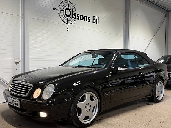 Mercedes-Benz CLK320 2 of 17