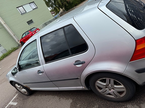 Volkswagen Golf IV 5 of 6