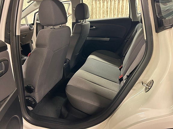 Seat Leon 5 of 5