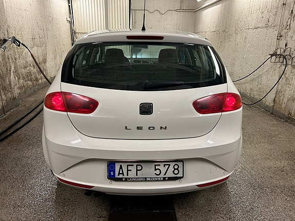 Seat Leon 3 of 5