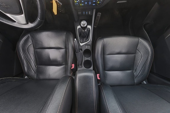 Toyota Auris 18 of 30