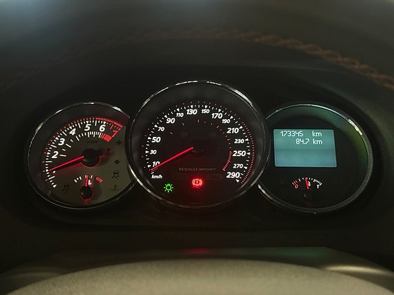 Renault Megane 18 of 22