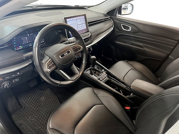 Jeep Compass 4 of 16