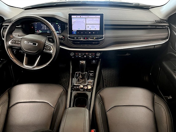 Jeep Compass 5 of 16