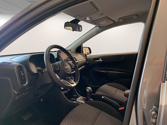 Kia Picanto 8 of 17