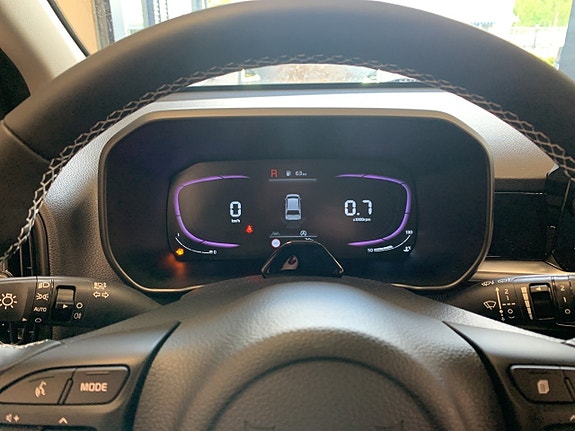 Kia Picanto 10 of 17