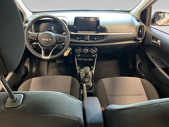 Kia Picanto 7 of 17