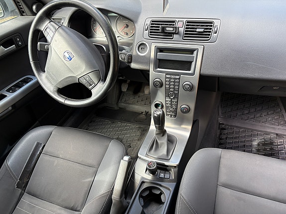 Volvo V50 9 of 9
