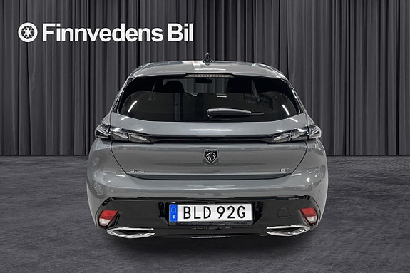 Peugeot 308 5 of 16