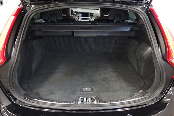 Volvo V60 23 of 30