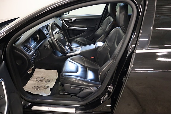 Volvo V60 5 of 30