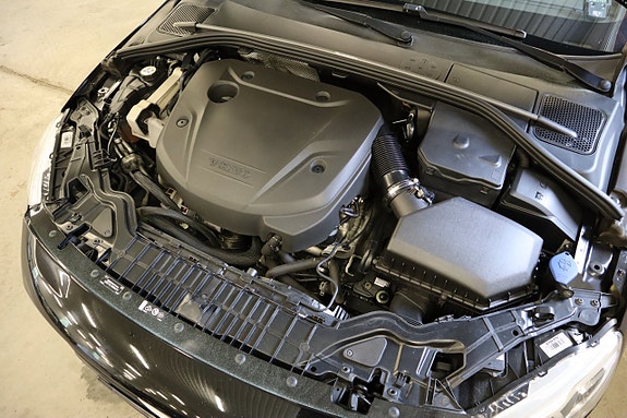Volvo V60 25 of 30