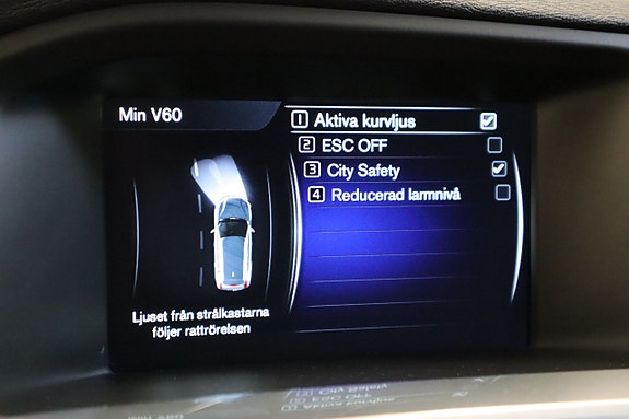 Volvo V60 14 of 30