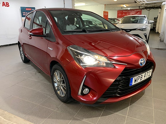 Toyota Yaris 22 of 25