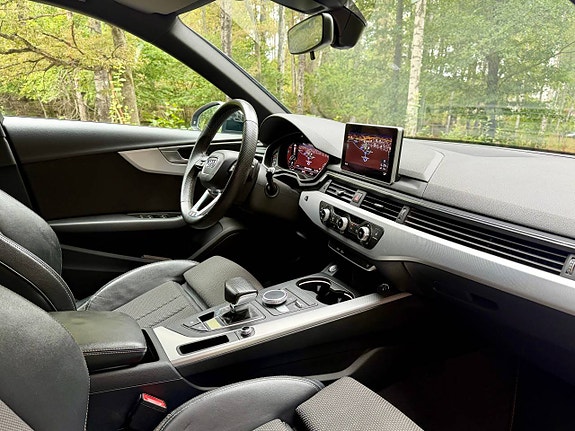Audi A4 10 of 12