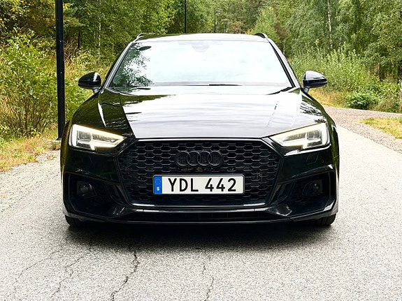 Audi A4 6 of 12