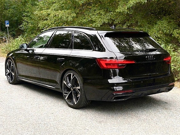 Audi A4 2 of 12