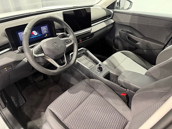 Volkswagen T-Roc 5 of 18