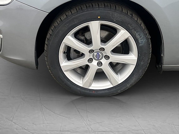 Volvo V60 27 of 30