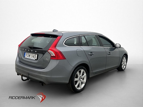 Volvo V60 8 of 30