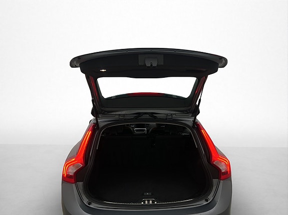 Volvo V60 26 of 30