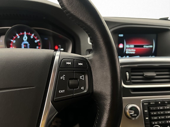 Volvo V60 19 of 30