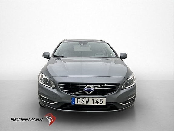 Volvo V60 2 of 30