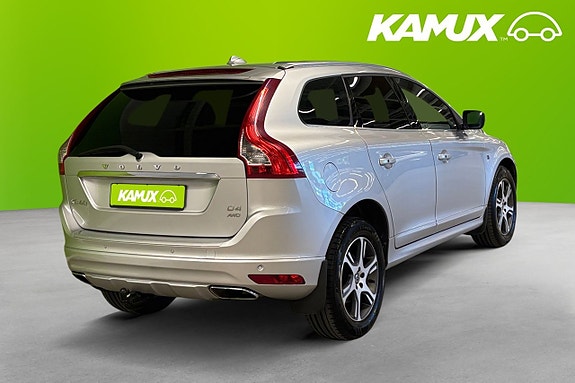 Volvo XC60 4 of 26