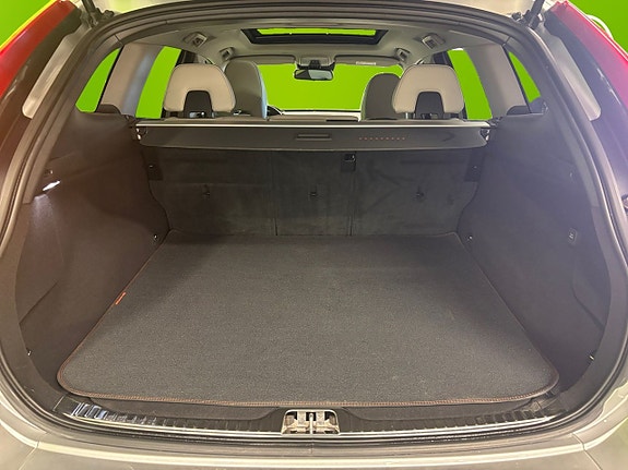 Volvo XC60 16 of 26
