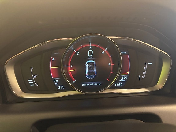 Volvo XC60 12 of 26