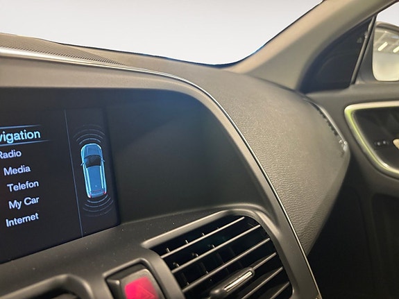 Volvo XC60 18 of 26