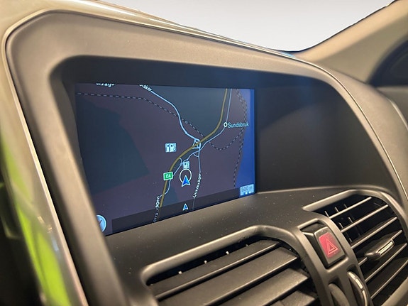 Volvo XC60 17 of 26