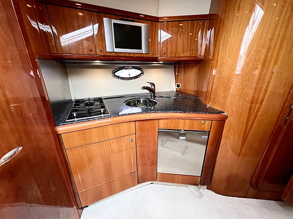 Sunseeker Portofino 35 -03 | 2 x KAD300 | Akterpropp | Byte! 8 of 12