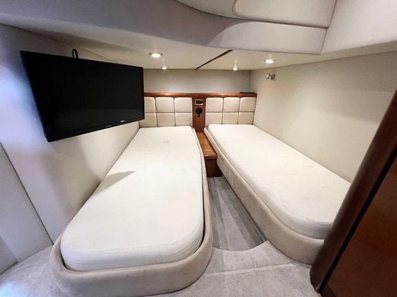 Sunseeker Portofino 35 -03 | 2 x KAD300 | Akterpropp | Byte! 10 of 12