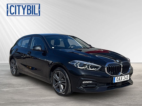 BMW 118i 5 of 27